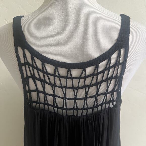 BB Dakota Black Shift Dress Crochet Neckline Swimcover Size Medium Beach Whimsy - Picture 7 of 8